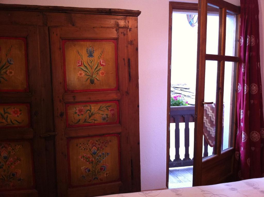 La Placette - Albergo Diffuso E Trattoria Usseaux Habitación foto